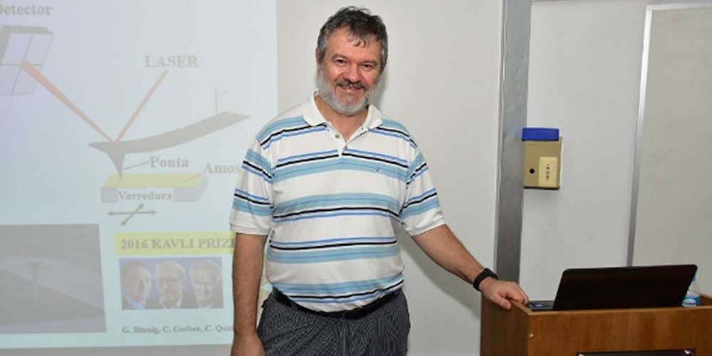 Daniel Ugarte recebe Prêmio TWAS de Física