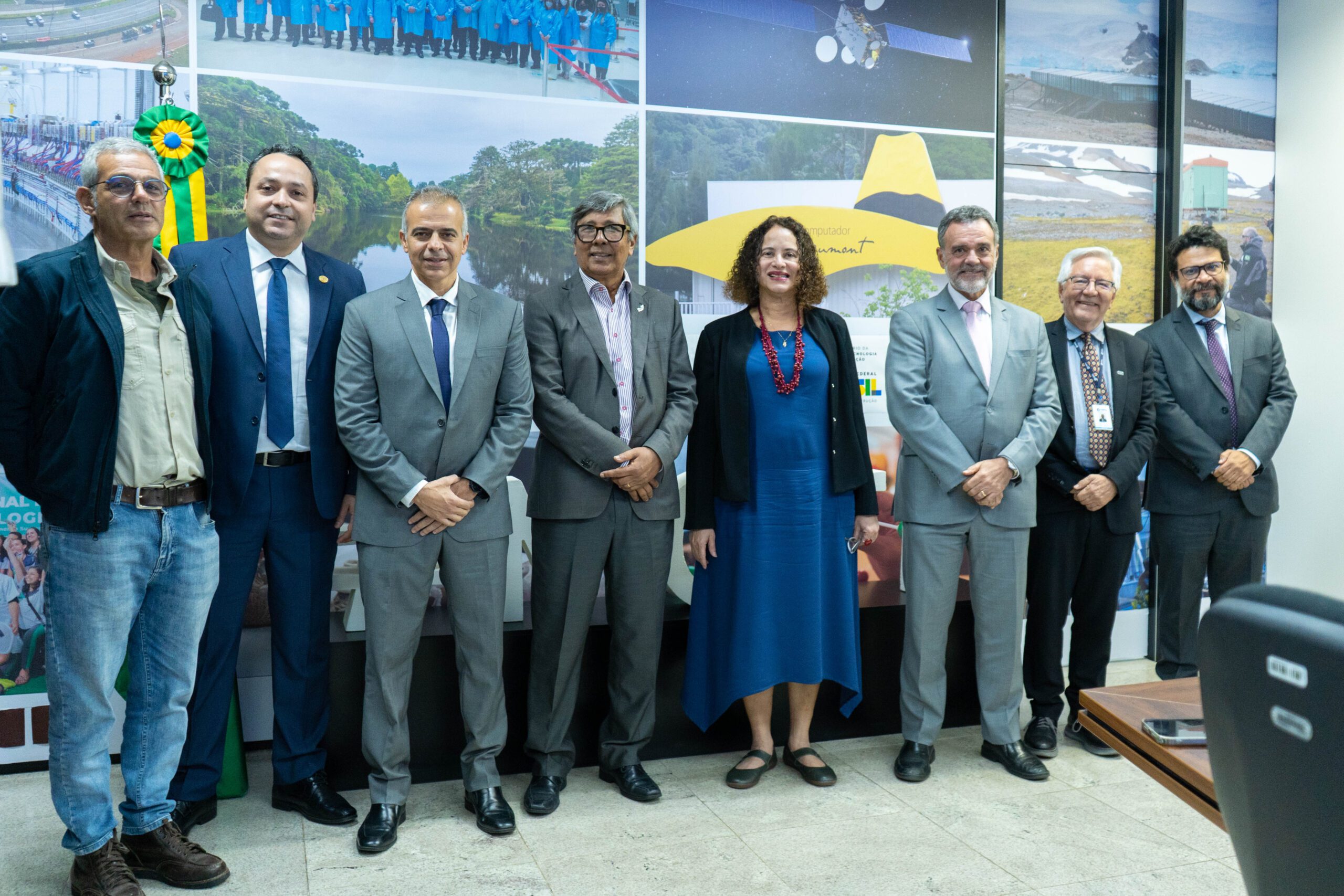 Diretoria da SBF busca em Brasília apoio à criação dos Conselhos Federal e Regional de Física