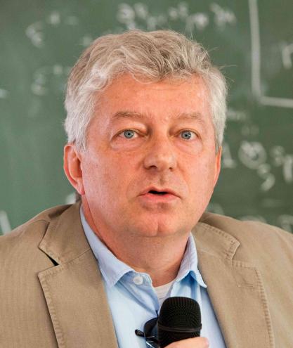 O novo diretor do European Center for Theoretical Studies in Nuclear Physics and Related Areas (ECT*), Ubirajara Van Kolck.